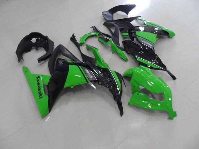 Kawasaki ZX 300R 13-16 Verkleidung - Schwarz Grün Kawasaki ZX 300R 13-16 Verkleidung - Schwarz Grün