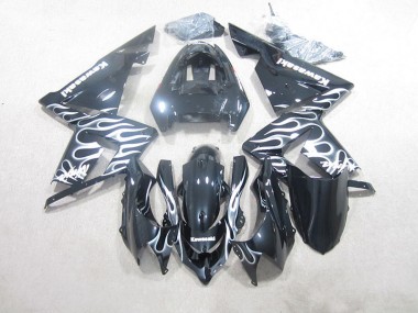 Kawasaki ZX10R 03-05 Verkleidungen - Schwarze Weiße Flamme