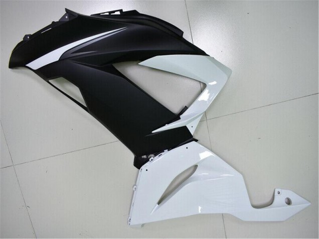 Kawasaki ZX6R 13-18 Verkleidung - Weiß Schwarz Kawasaki ZX6R 13-18 Verkleidung - Weiß Schwarz