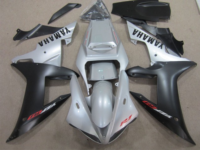 Yamaha R1 02-03 Vollverkleidung - Silber Schwarz Yamaha R1 02-03 Vollverkleidung - Silber Schwarz
