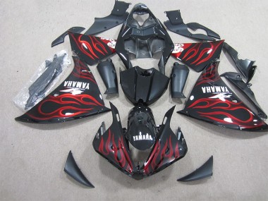 Yamaha R1 12-14 Verkleidungen - Schwarz rote Flamme